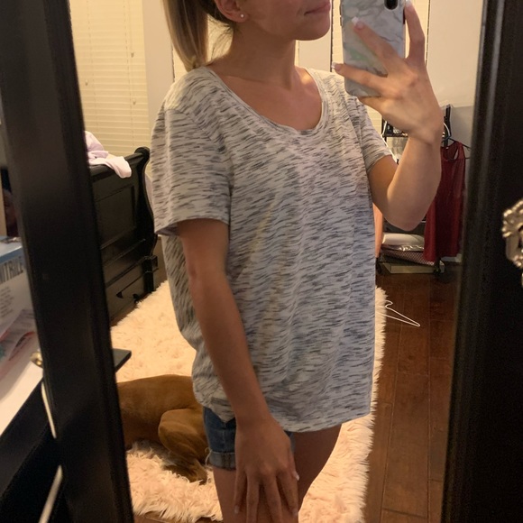 Lululemon Women’s Shirt - Picture 5 of 5